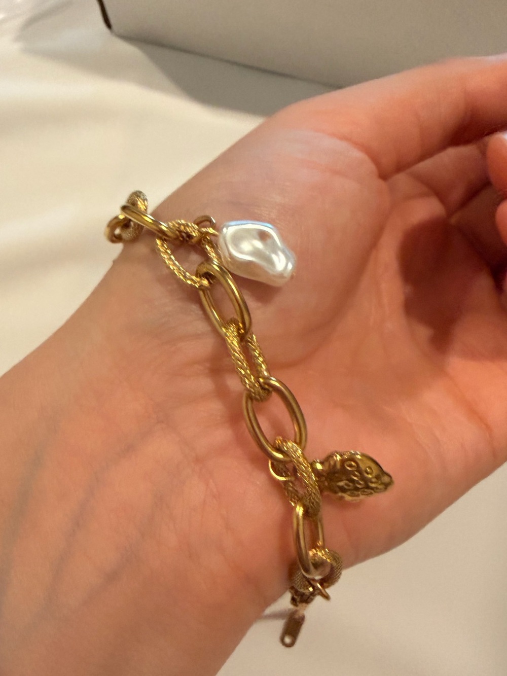 Gold Charm Bracelet with Red and White Accents - Picture 3 of 9